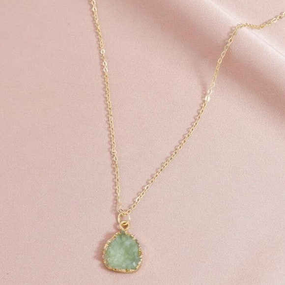 Last! minimalist druzy style necklace gold layer mint